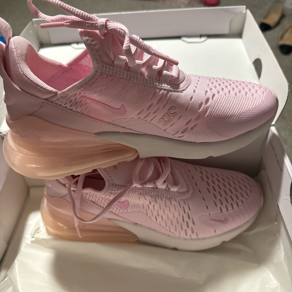 LIMITED EDITION Nike Women's Soft Pink Air Max Sneakers - Picture 3 of 4